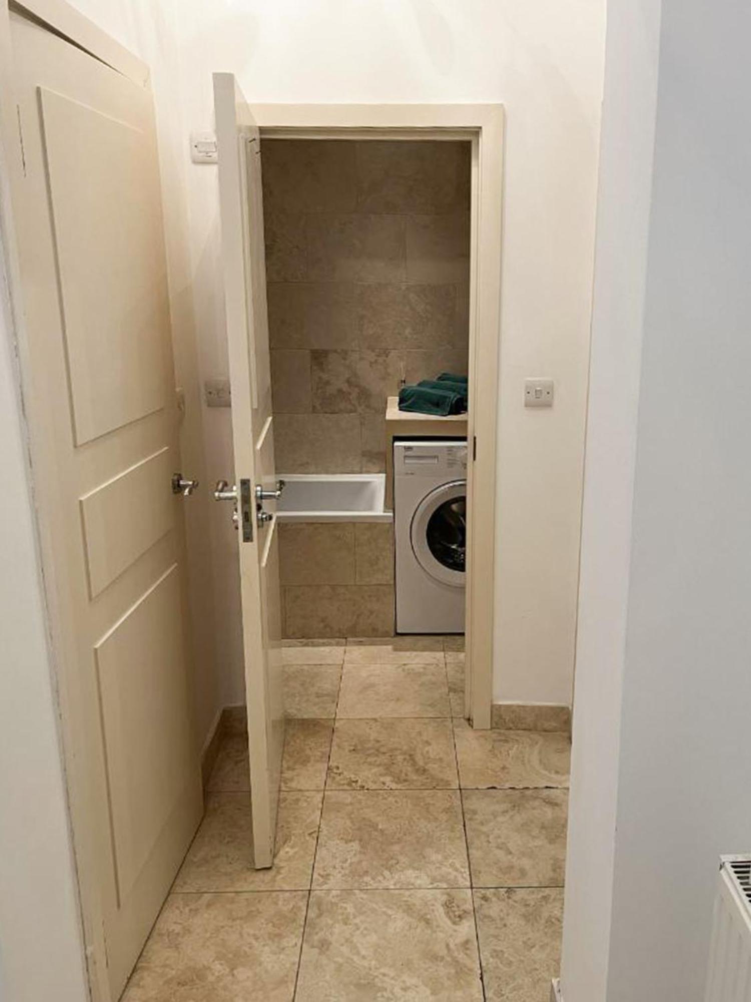 Apartment Moments From Hyde Park London Luaran gambar